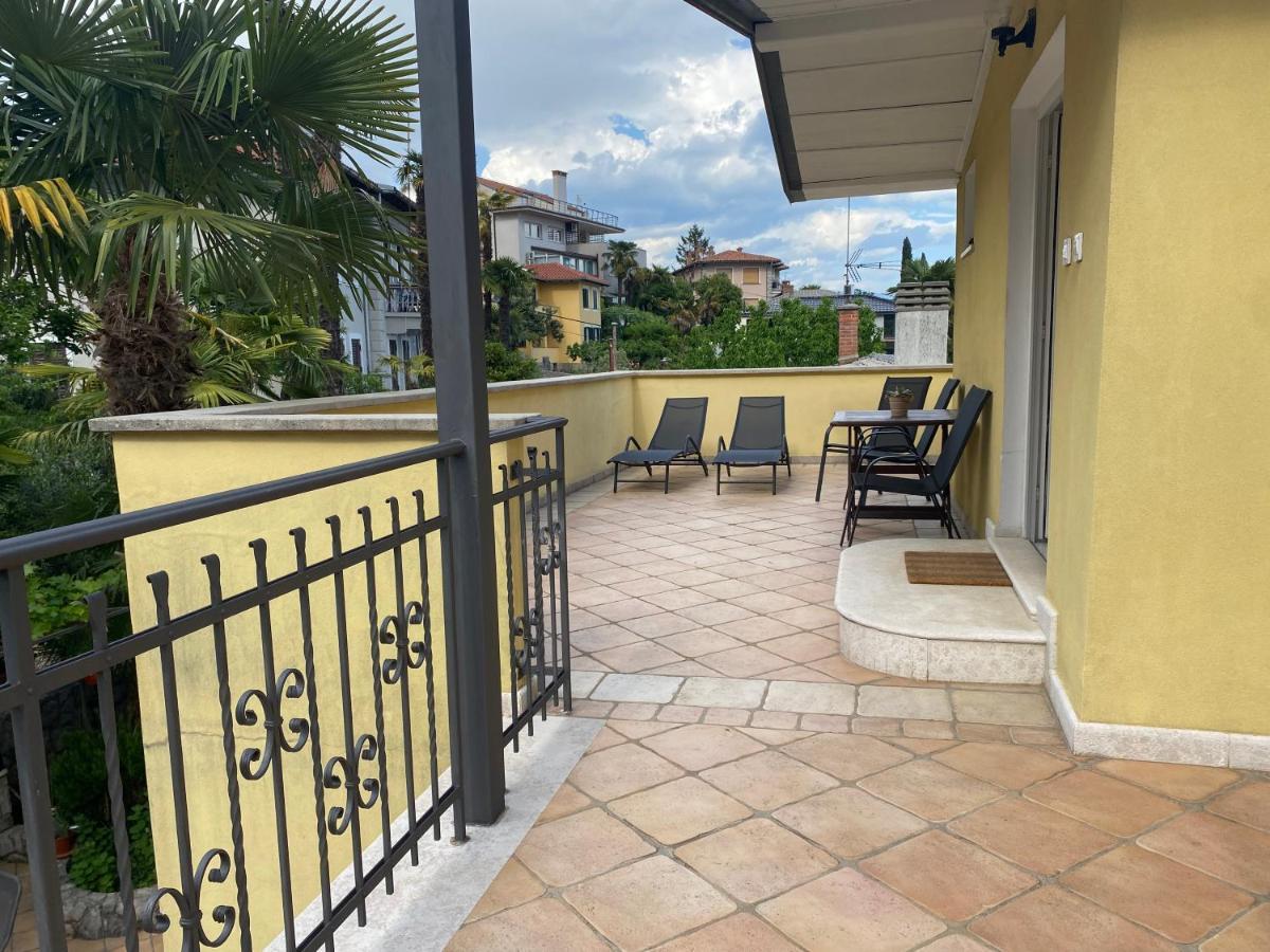 Apartments Hortensia Opatija Exterior foto