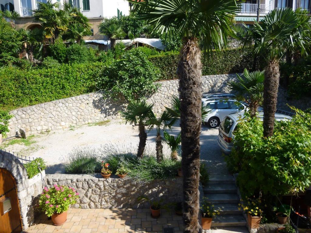 Apartments Hortensia Opatija Exterior foto